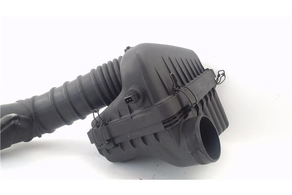 Recambio de carcasa filtro aire para hyundai lantra berlina (rd) 1.6 i referencia OEM IAM 2811223002 2811123003 