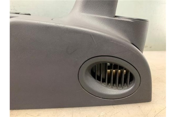 Recambio de embellecedor consola central para mercedes-benz clase a (bm 168) 1.9 190 (168.032) referencia OEM IAM A1686801250721