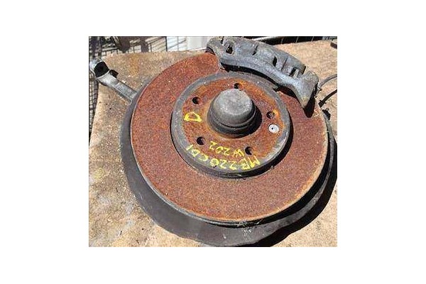 Recambio de mangueta delantero derecha para mercedes-benz clase c (bm 202) berlina 2.2 220 cdi (202.133) referencia OEM IAM   