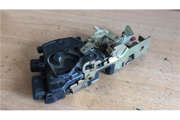 Recambio de cierre electromagnetico delantero derecho para peugeot 605 2.1 srdt referencia OEM IAM   