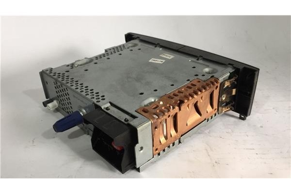 Recambio de radio / cd para peugeot 308 sw 2.0 hdi referencia OEM IAM 96650206HX01  