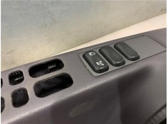 Recambio de embellecedor consola central para mercedes-benz clase a (bm 168) 1.9 190 (168.032) referencia OEM IAM A1686801250721