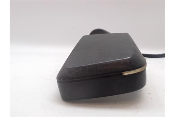 Recambio de retrovisor izquierdo para volkswagen passat (321/323/327/331) referencia OEM IAM   