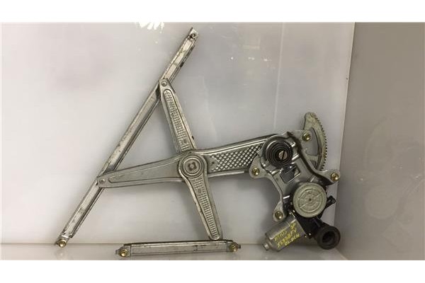 Recambio de elevalunas electrico delantero derecho para toyota yaris (ncp1/nlp1/scp1)(1999) 1.0 16v referencia OEM IAM 857105203