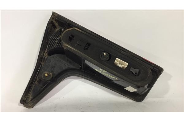 Recambio de piloto interior derecho para citroen c5 berlina 2.0 exclusive referencia OEM IAM 89034081X31  