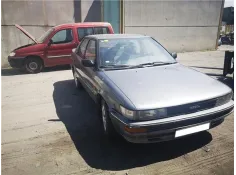toyota corolla (_e9_) del año 1990