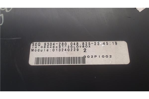 Recambio de guantera salpicadero para opel astra h gtc 1.9 cdti referencia OEM IAM 5112971 5114104 