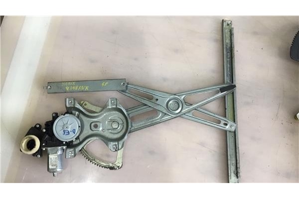Recambio de elevalunas electrico delantero izquierdo para toyota yaris (ksp9/scp9/nlp9)(2005) 1.4 d-4d referencia OEM IAM 983722