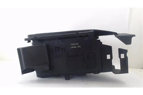 Recambio de protector soporte bateria para saab 9-3 berlina 1.9 tid referencia OEM IAM 12761146  