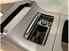 Recambio de embellecedor consola central para mercedes-benz clase a (bm 168) 1.9 190 (168.032) referencia OEM IAM A1686801250721