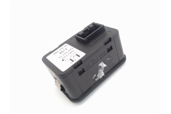 Recambio de mando elevalunas delantero izquierdo para opel astra g berlina referencia OEM IAM 90561088 13363201  Recambio de mando elevalunas delantero izquierdo para opel astra g berlina referencia OEM IAM 90561088 13363201