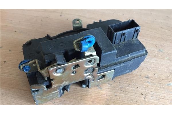 Recambio de cierre electromagnetico delantero derecho para peugeot partner (s1) 1.8 combispace referencia OEM IAM   