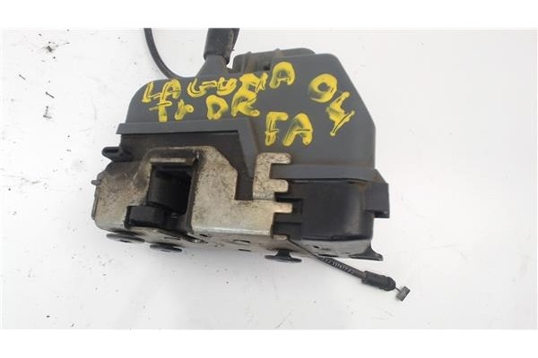 Recambio de cierre electromagnetico trasero derecho para renault laguna ii (bg0) 1.6 16v (bg0a, bg0l) referencia OEM IAM 8200000