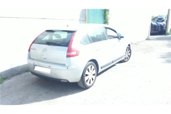 citroen c4 berlina del año 2005