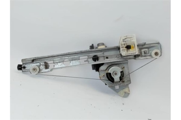 Recambio de mecanismo elevalunas trasero derecho para renault megane ii berlina 5p referencia OEM IAM   