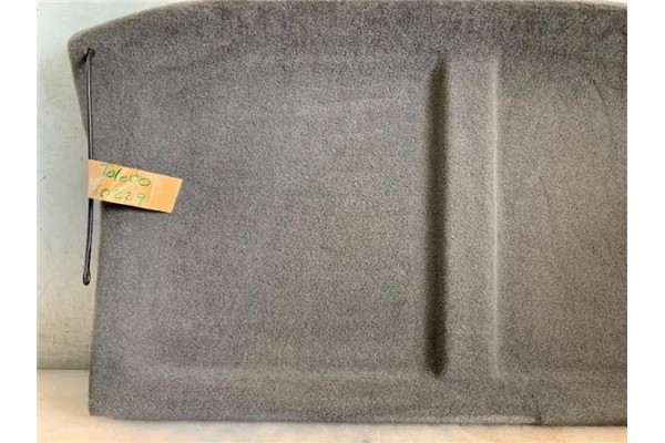 Recambio de bandeja trasero para seat toledo (1l) 1.8 base referencia OEM IAM 1L0867769C FKZ  