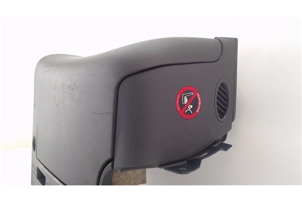 Recambio de guantera salpicadero para mercedes-benz clase a (bm 168) 1.9 190 (168.032) referencia OEM IAM A16868005987215  