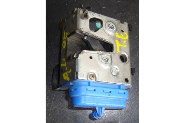 Recambio de cierre electromagnetico trasero izquierdo para audi a4 berlina (b5)(1994) 1.8 referencia OEM IAM   