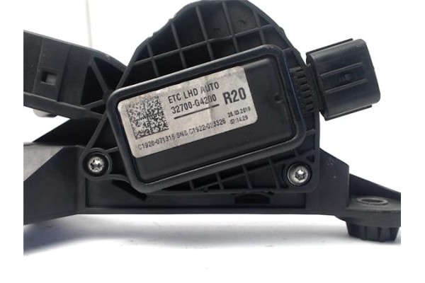 Recambio de pedal acelerador para kia ceed (jd) 1.0 drive referencia OEM IAM 32700-G4200  
