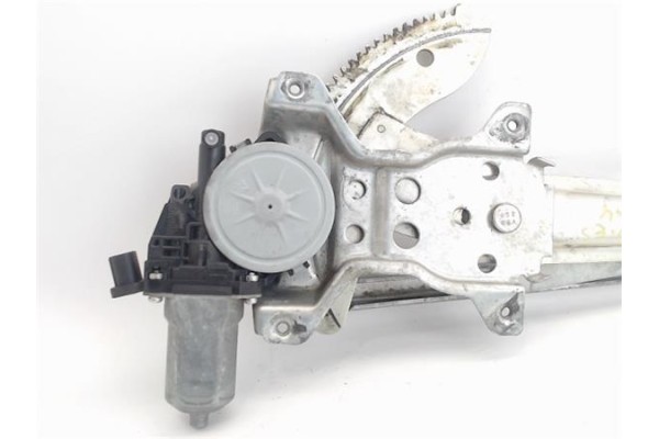 Recambio de mecanismo elevalunas delantero izquierdo para suzuki sx4 (gy) 1.9 ddis referencia OEM IAM 8353063J00 2621003390 