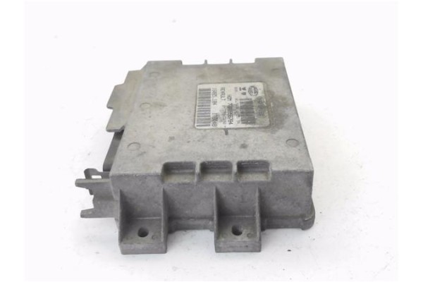 Recambio de centralita para renault twingo i (c06) 1.2 (c066/67/68) referencia OEM IAM 7700856784 IAW6R20 