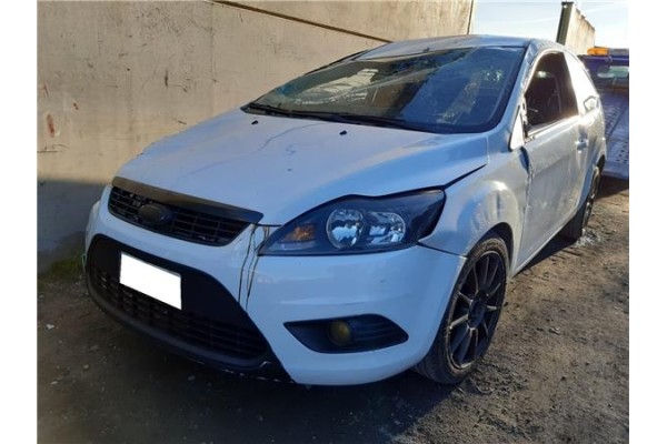 ford focus berlina (cap)(2004) del año 