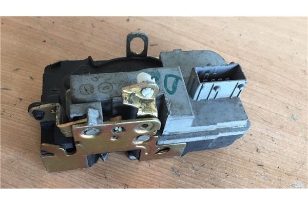 Recambio de cierre electromagnetico delantero derecho para peugeot 306 3/5 pt. (s1) 1.4 xs referencia OEM IAM   