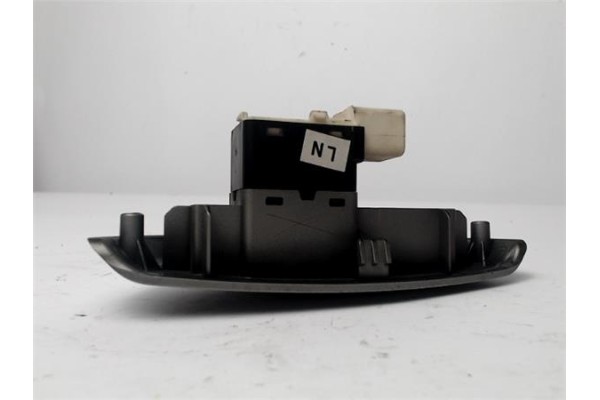 Recambio de mando elevalunas para daewoo kalos 1.4 sport referencia OEM IAM 96425448  