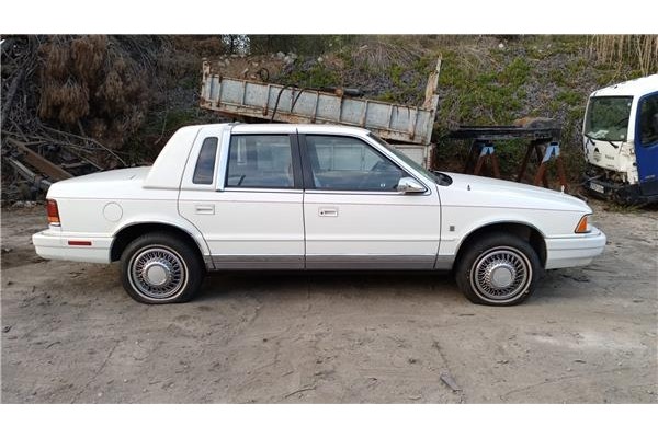 chrysler le baron descapotable del año 1990