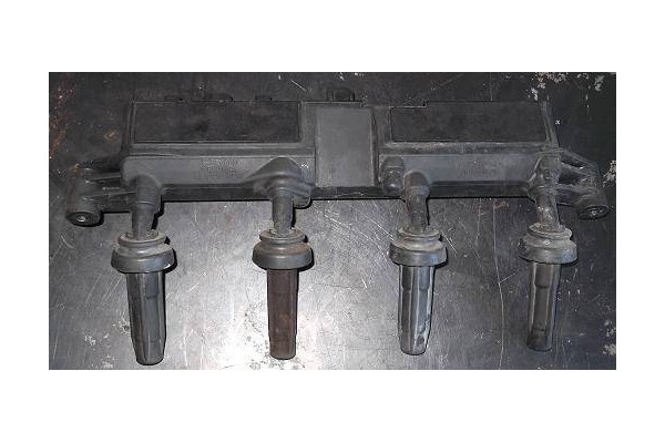 Recambio de bobina encendido para peugeot 206 1.4 i referencia OEM IAM 597074 252617A 