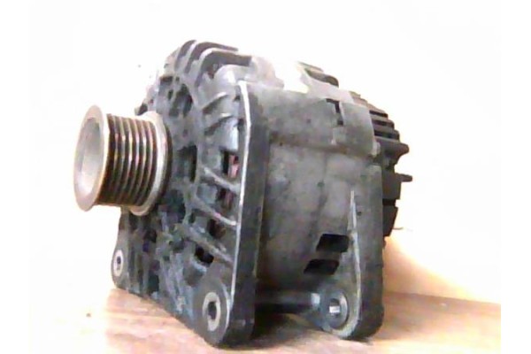 Recambio de alternador para nissan primera berlina (p12) 2.2 line up referencia OEM IAM 8200290217 2542817B 