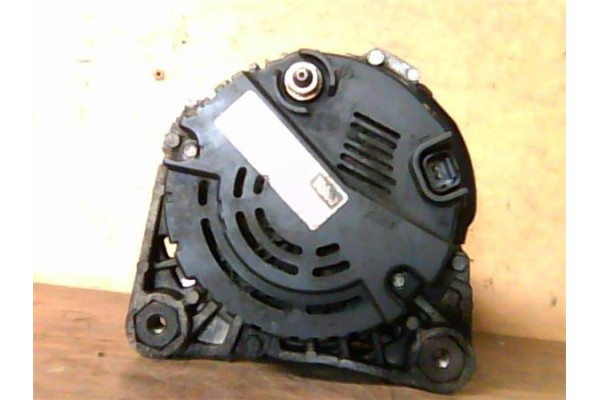Recambio de alternador para nissan primera berlina (p12) 2.2 line up referencia OEM IAM 8200290217 2542817B 