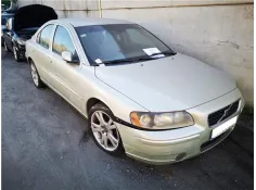 volvo s60 berlina del año 2005