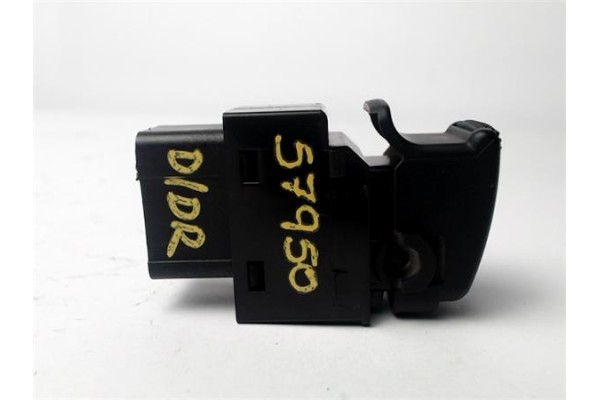 Recambio de mando elevalunas para kia sorento (bl) 2.5 crdi referencia OEM IAM 935753E010BL  