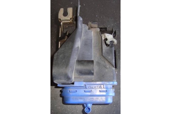 Recambio de cierre electromagnetico trasero derecho para audi a4 berlina (b5)(1994) 2.6 [2,6 ltr. - 110 kw v6 cat (abc)] referen