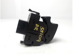 Recambio de mando elevalunas para toyota corolla (e12) 2.0 d-4d referencia OEM IAM 37077B307B05 84810-02041 