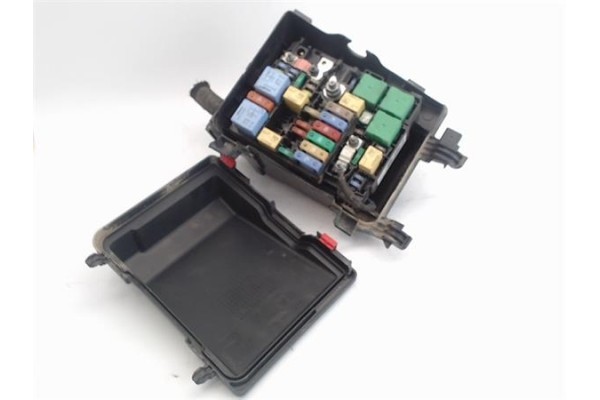 Recambio de caja fusibles/rele para citroen jumpy furgón 2.0 club m referencia OEM IAM 9808959080  
