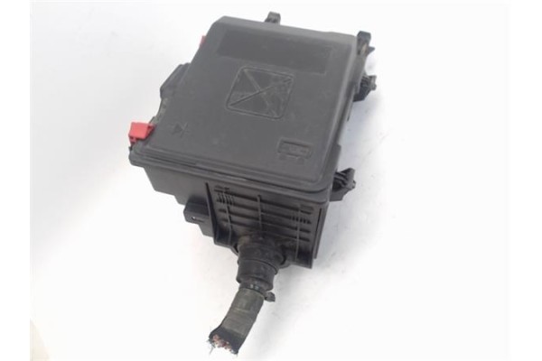 Recambio de caja fusibles/rele para citroen jumpy furgón 2.0 club m referencia OEM IAM 9808959080  
