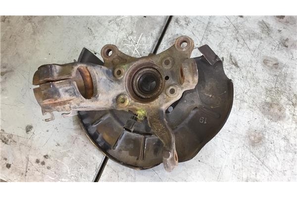 Recambio de buje delantero izquierdo para skoda octavia combi (1u5)(1998) 1.6 glx [1,6 ltr. - 74 kw] referencia OEM IAM   