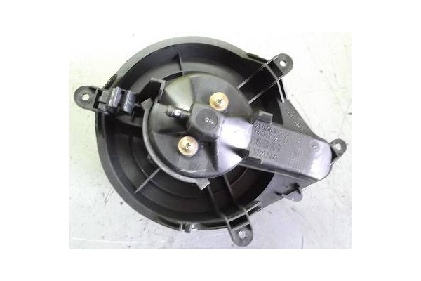 Recambio de motor calefaccion para citroen xsara berlina 1.9 td referencia OEM IAM 210681233F 740471233F 