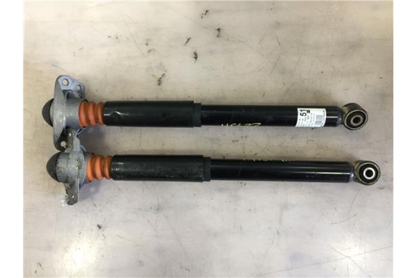 Recambio de amortiguador trasero completo para seat leon (1p1) 1.4 tsi referencia OEM IAM 1K0512011AD   Recambio de amortiguador trasero completo para seat leon (1p1) 1.4 tsi referencia OEM IAM 1K0512011AD