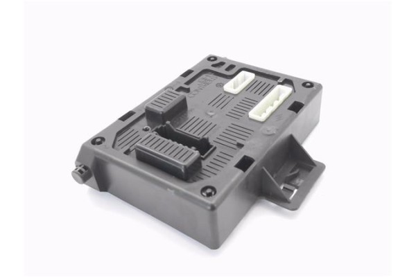 Recambio de centralita para renault modus i 1.4 (jp01, jp0j) referencia OEM IAM 8200497361 281136795A 