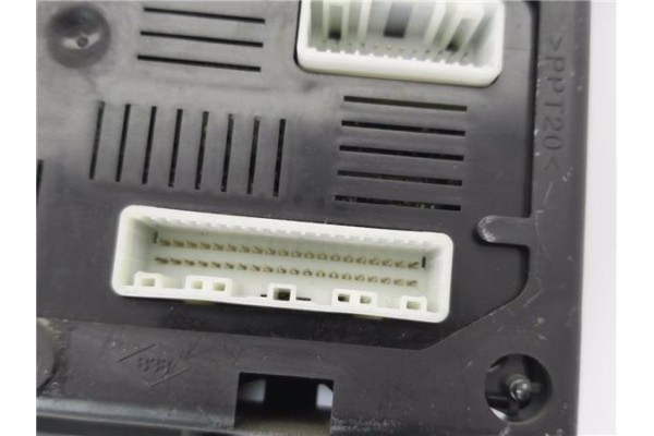Recambio de centralita para renault modus i 1.4 (jp01, jp0j) referencia OEM IAM 8200497361 281136795A 