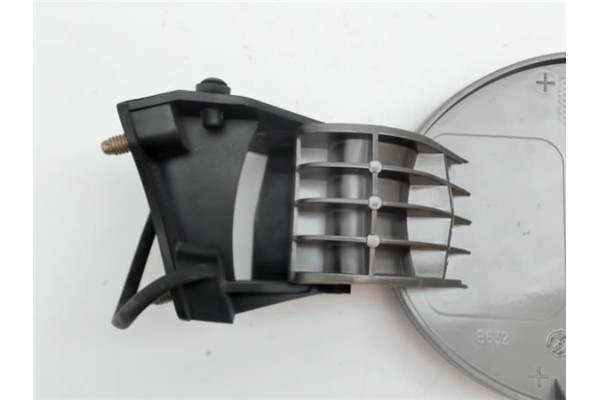 Recambio de tapa exterior combustible para lancia ypsilon (101) 1.2 referencia OEM IAM 46838578  
