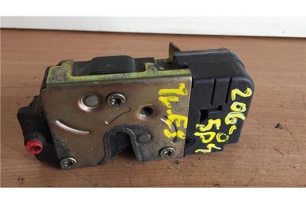 Recambio de cierre electromagnetico trasero izquierdo para peugeot 206 1.1 xn referencia OEM IAM   