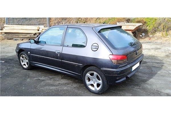 peugeot 306 (7b, n3, n5) del año 2001