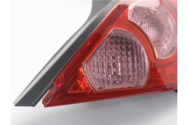 Recambio de piloto trasero derecho para nissan tiida (c11x/sc11x) 1.8 acenta referencia OEM IAM 26550EM00A  