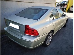 volvo s60 berlina del año 2005