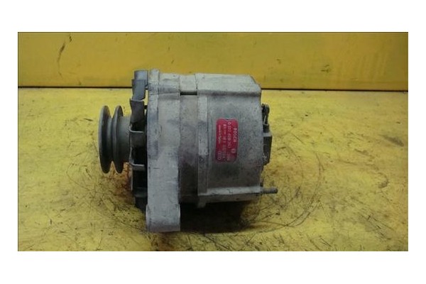 Recambio de alternador para peugeot 309 1.6 referencia OEM IAM 0120489394 0120489393 