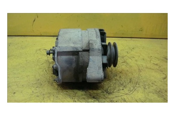 Recambio de alternador para peugeot 309 1.6 referencia OEM IAM 0120489394 0120489393 
